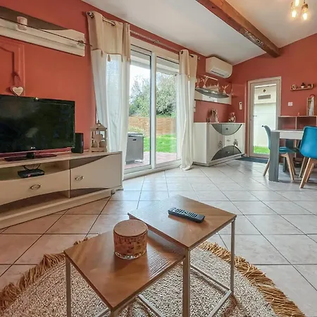 Pet Friendly In Sernhac